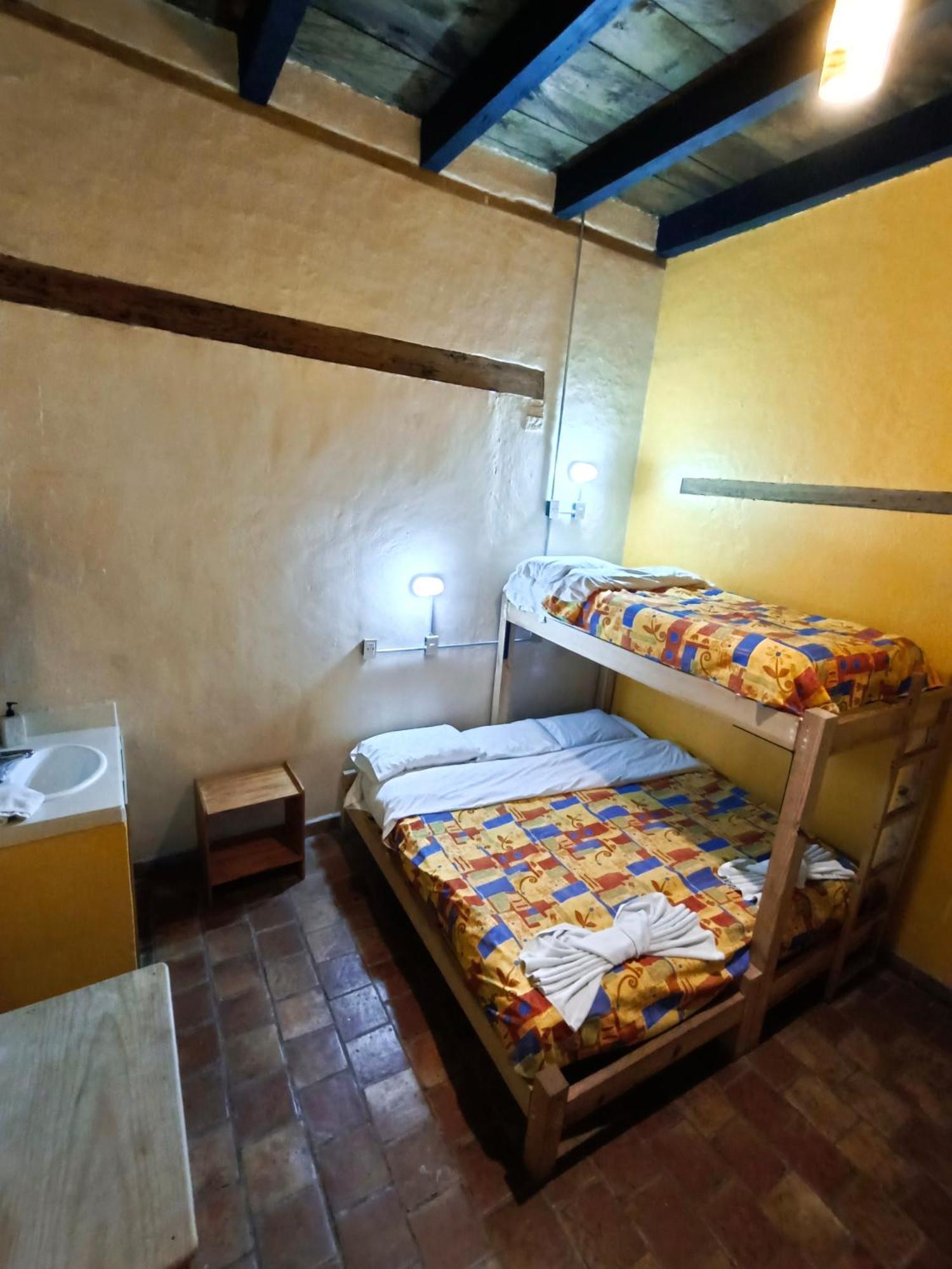 Rossco Hostel Сан-Крістобаль-де-лас-Касас Екстер'єр фото
